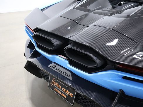 Used 2025 Lamborghini Revuelto AWD/4WD image 76