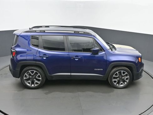 Used 2018 Jeep Renegade Latitude image 43