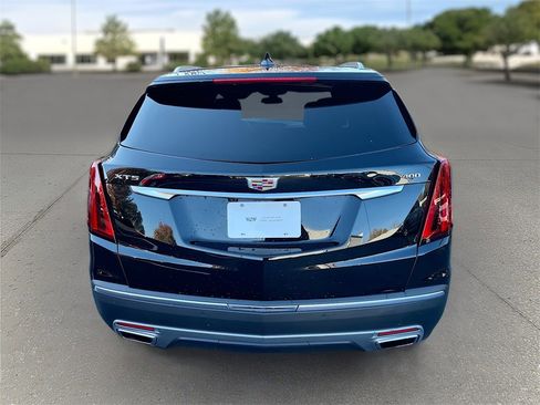 Certified 2025 Cadillac XT5 Premium Luxury image 5