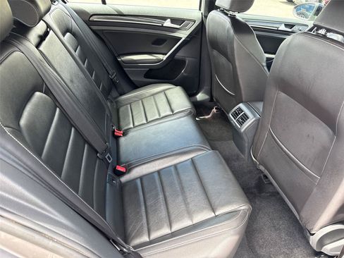 Used 2015 Volkswagen Golf R 4-Door AWD/4WD image 18