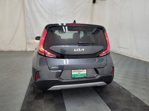 Used 2025 Kia Soul LX w/ LX Technology Package image 6