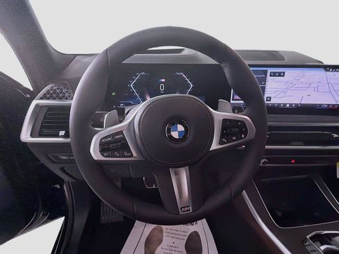 New 2026 BMW X5 xDrive40i w/ M Sport Package AWD/4WD image 11