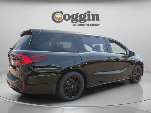 Used 2026 Honda Odyssey Sport-L image 5