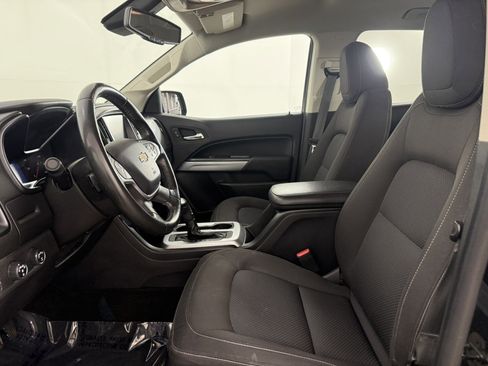 Used 2018 Chevrolet Colorado LT w/ LT Convenience Package image 14