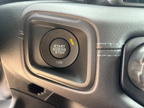 New 2026 Jeep Wrangler Unlimited Sahara AWD/4WD image 15