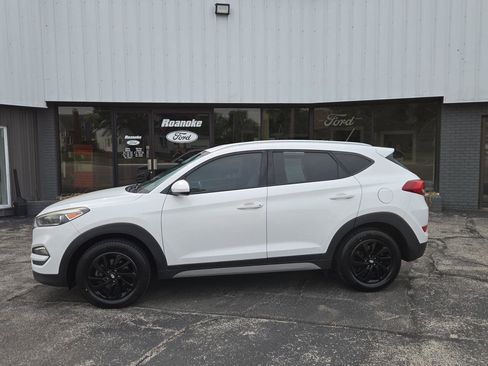 Used 2017 Hyundai Tucson SE AWD/4WD image 7