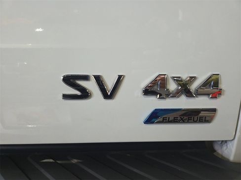 Used 2019 Nissan Frontier SV image 6