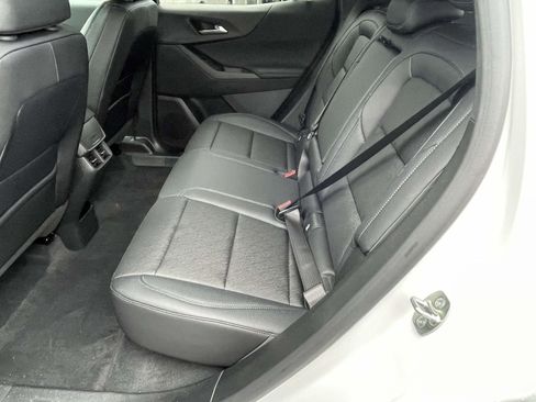 New 2026 Chevrolet Equinox LT w/ Convenience Package II FWD image 8