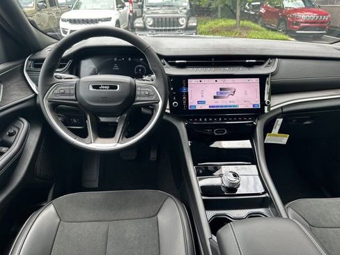 New 2026 Jeep Grand Cherokee Altitude RWD image 22