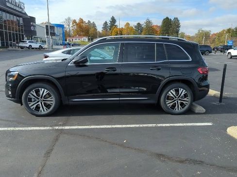 New 2026 Mercedes-Benz GLB 250 4MATIC image 3