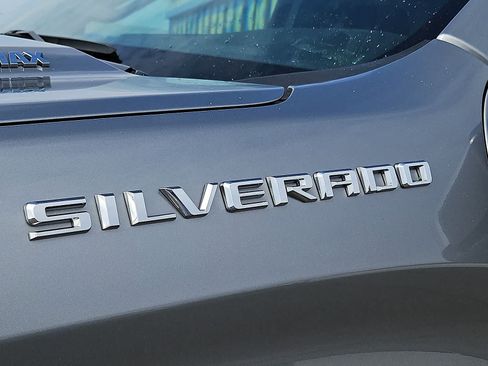 Used 2024 Chevrolet Silverado 1500 LT AWD/4WD image 36