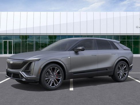 New 2026 Cadillac Lyriq V image 2