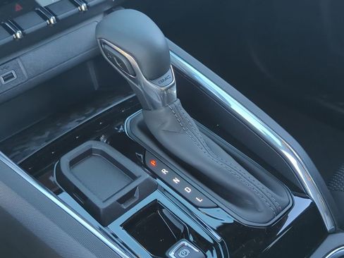 New 2026 GMC Canyon Elevation image 15