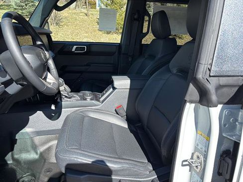 New 2026 Ford Bronco Badlands w/ Sasquatch Package image 10