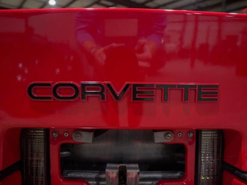 Used 1990 Chevrolet Corvette Coupe image 29