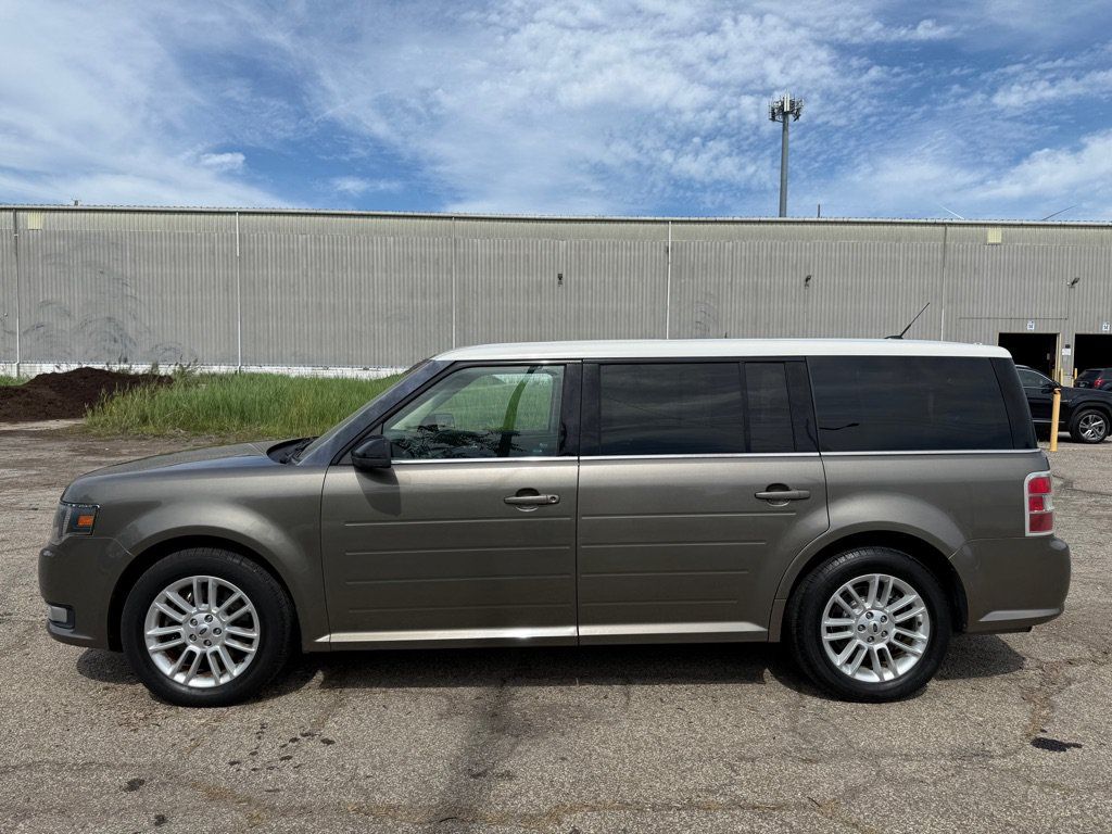 Used 2014 Ford Flex SEL w/ Equipment Group 202A AWD/4WD image 7