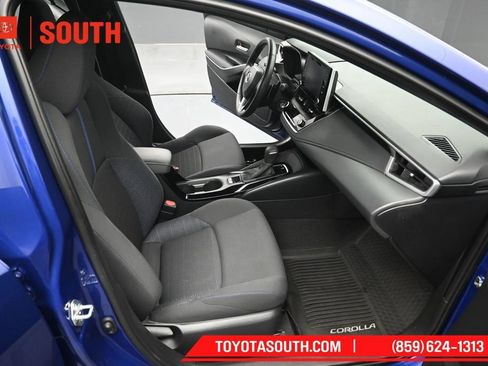 Used 2021 Toyota Corolla SE FWD image 29
