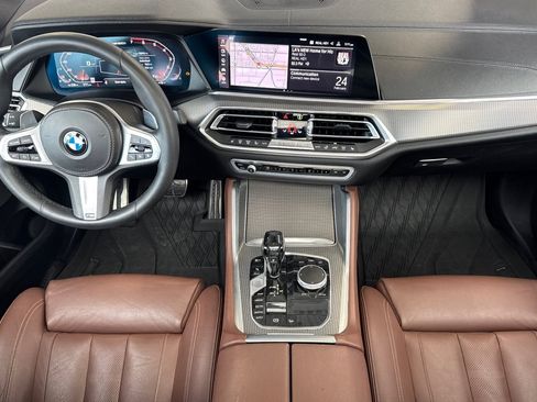 Used 2020 BMW X6 M50i image 12