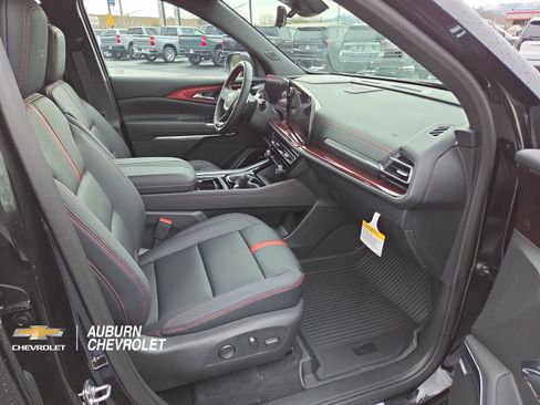 New 2026 Chevrolet Traverse RS w/ LPO, Floor Liner Package AWD/4WD image 16