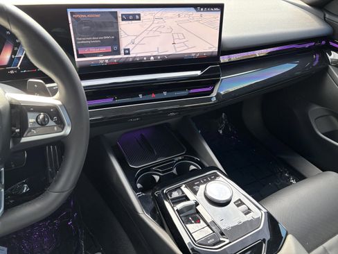 Used 2025 BMW 530i w/ M Sport Package image 14