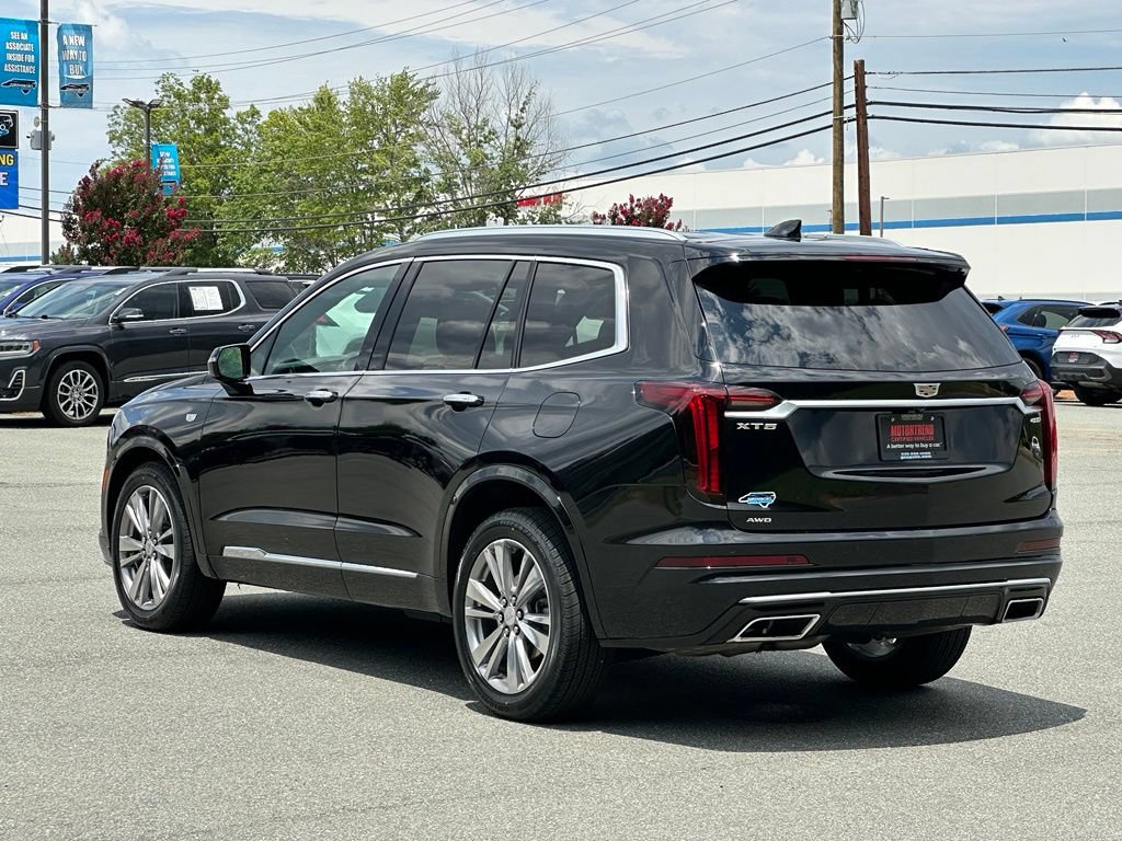 Used 2022 Cadillac XT6 Premium Luxury AWD/4WD image 4