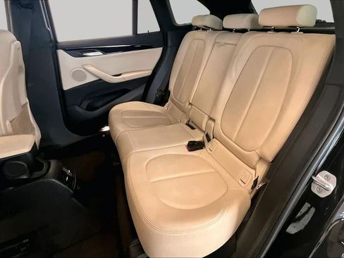 Used 2017 BMW X1 sDrive28i FWD image 18