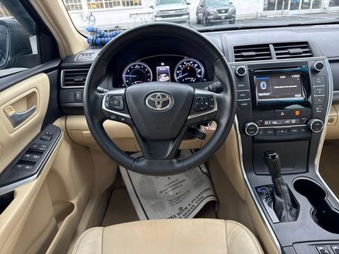 Used 2015 Toyota Camry XLE image 13