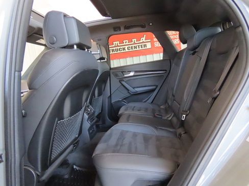 Used 2022 Audi SQ5 Premium Plus w/ Premium Plus Package AWD/4WD image 51