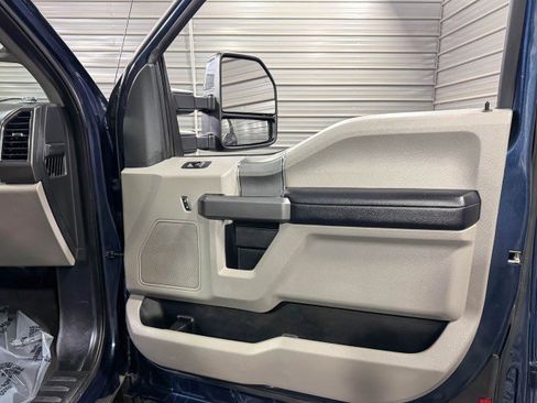 Used 2020 Ford F250 XLT w/ XLT Premium Package image 35