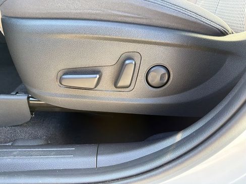 Used 2023 Hyundai Santa Fe SEL image 15