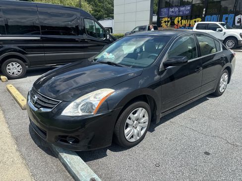 Used 2012 Nissan Altima 2.5 S FWD image 1
