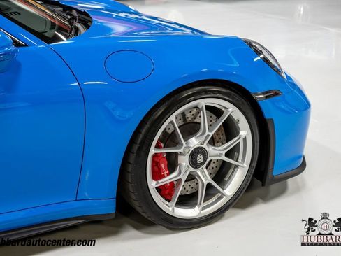 Used 2022 Porsche 911 GT3 image 34