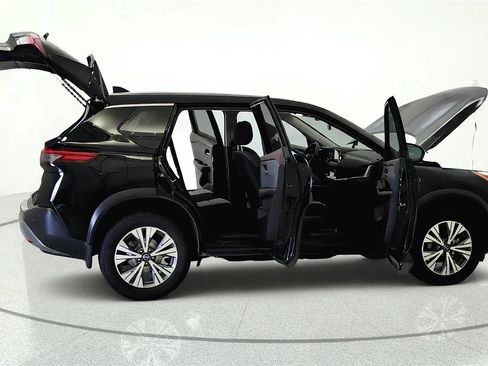 Used 2023 Nissan Rogue SV AWD/4WD image 13