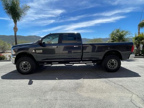 Used 2016 RAM 2500 SLT w/ Luxury Group AWD/4WD image 8