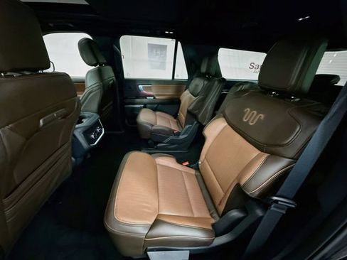 Used 2025 Ford Expedition King Ranch AWD/4WD image 26