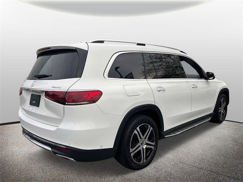 Used 2022 Mercedes-Benz GLS 450 4MATIC image 4