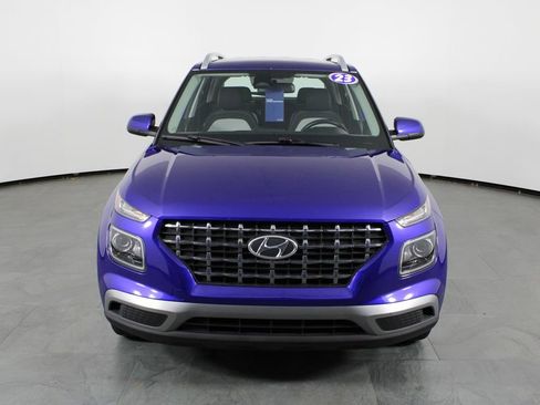Certified 2023 Hyundai Venue SEL image 12