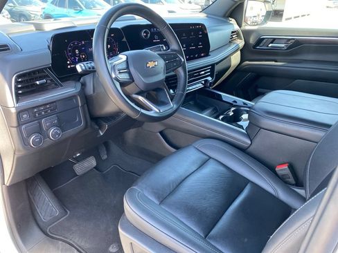 Used 2025 Chevrolet Tahoe LT RWD image 29