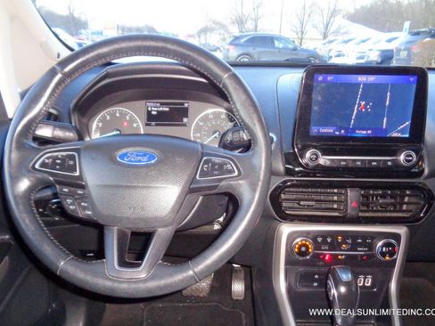 Used 2021 Ford EcoSport Titanium image 10