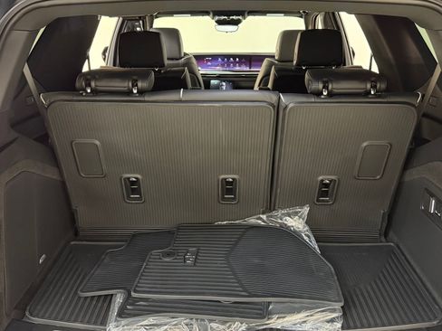 New 2026 Cadillac Escalade Luxury w/ Touring Package image 27