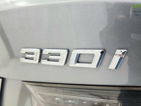 Used 2023 BMW 330i Sedan w/ Driving Assistance Package RWD image 38