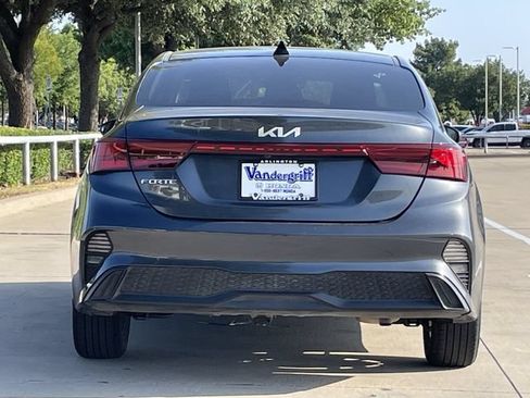 Used 2024 Kia Forte LXS FWD image 5