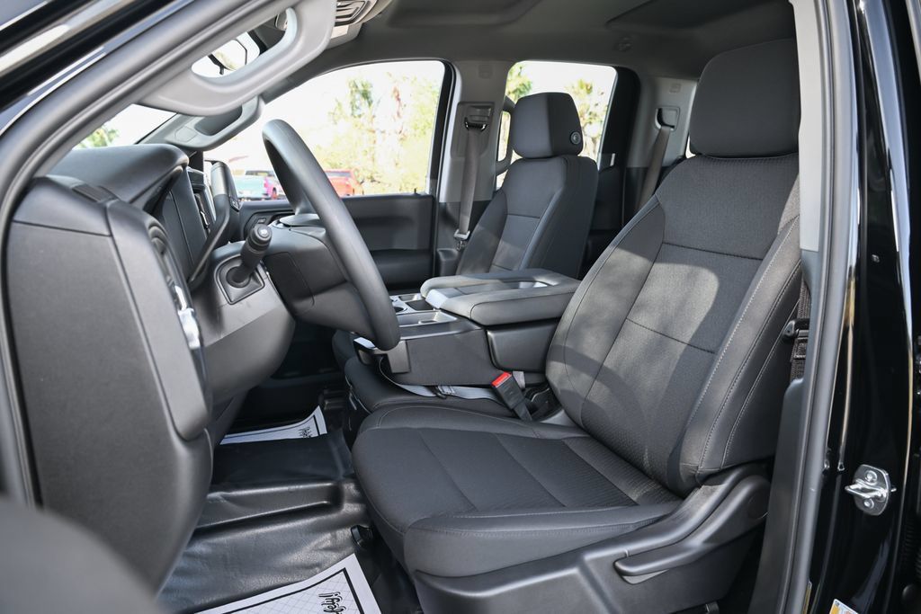 Used 2026 GMC Sierra 1500 Pro RWD image 15
