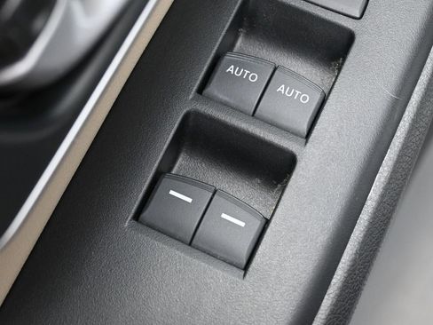 Used 2020 Honda CR-V Touring image 14