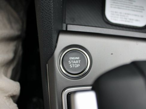 New 2026 Kia Sportage SX image 28