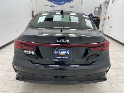 Used 2024 Kia Forte LXS w/ LXS Technology Package image 18