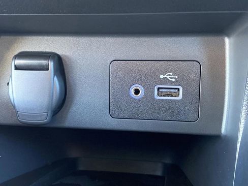 New 2025 Nissan Versa SV w/ Trunk Package image 21