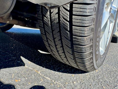 Used 2011 Toyota Camry SE w/ SE Extra-Value Pkg #1 image 13