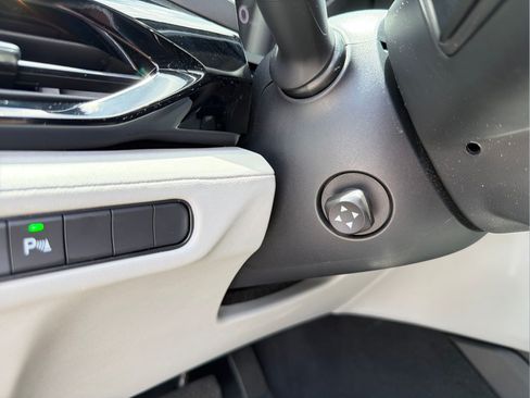 Used 2024 Acura MDX FWD w/ Technology Package image 17