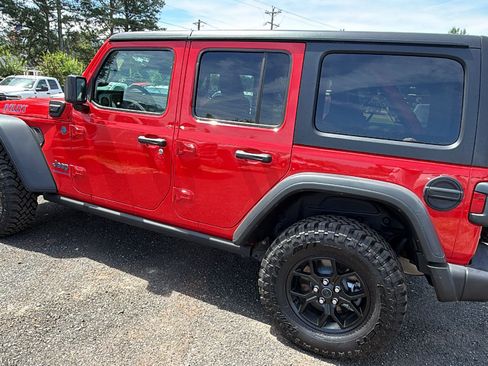 Used 2025 Jeep Wrangler Unlimited Sport S 4xe AWD/4WD image 10